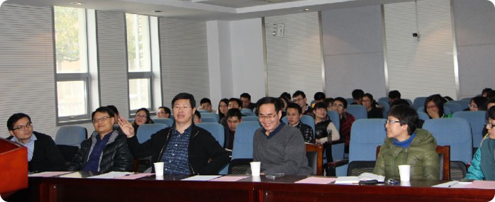 年终汇报1.jpg